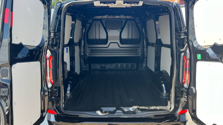 Ford Transit Custom E-320 L1 Rwd 100kW 65kWh H1 Van Limited Auto